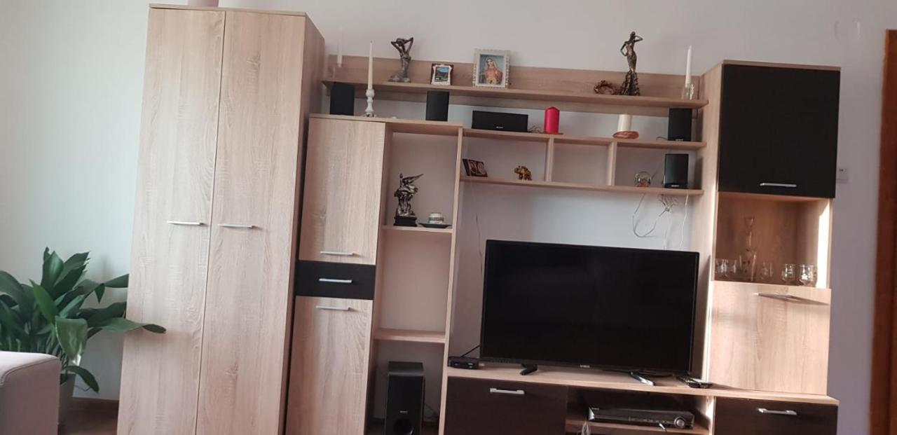 Hotel Casa Elena Ieşelniţa Exteriér fotografie