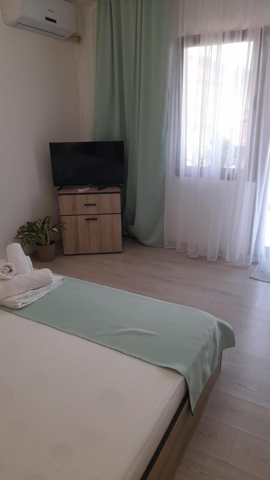 Hotel Casa Elena Ieşelniţa Exteriér fotografie